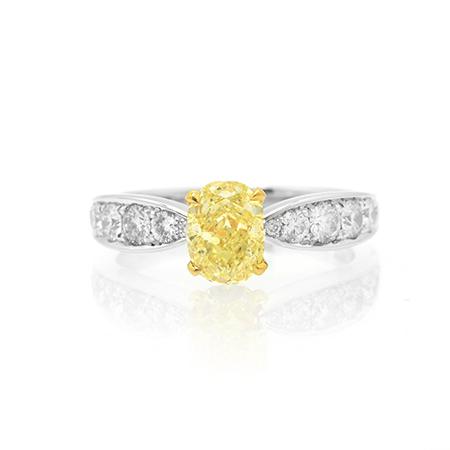 Кольцо с желтым бриллиантом белое золото